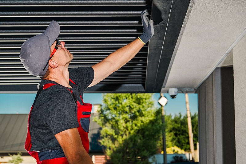 Nettoyage pergola bioclimatique : Astuces & Conseils