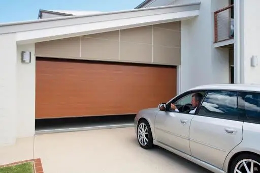 Comment réinitialiser une porte de garage électrique ?