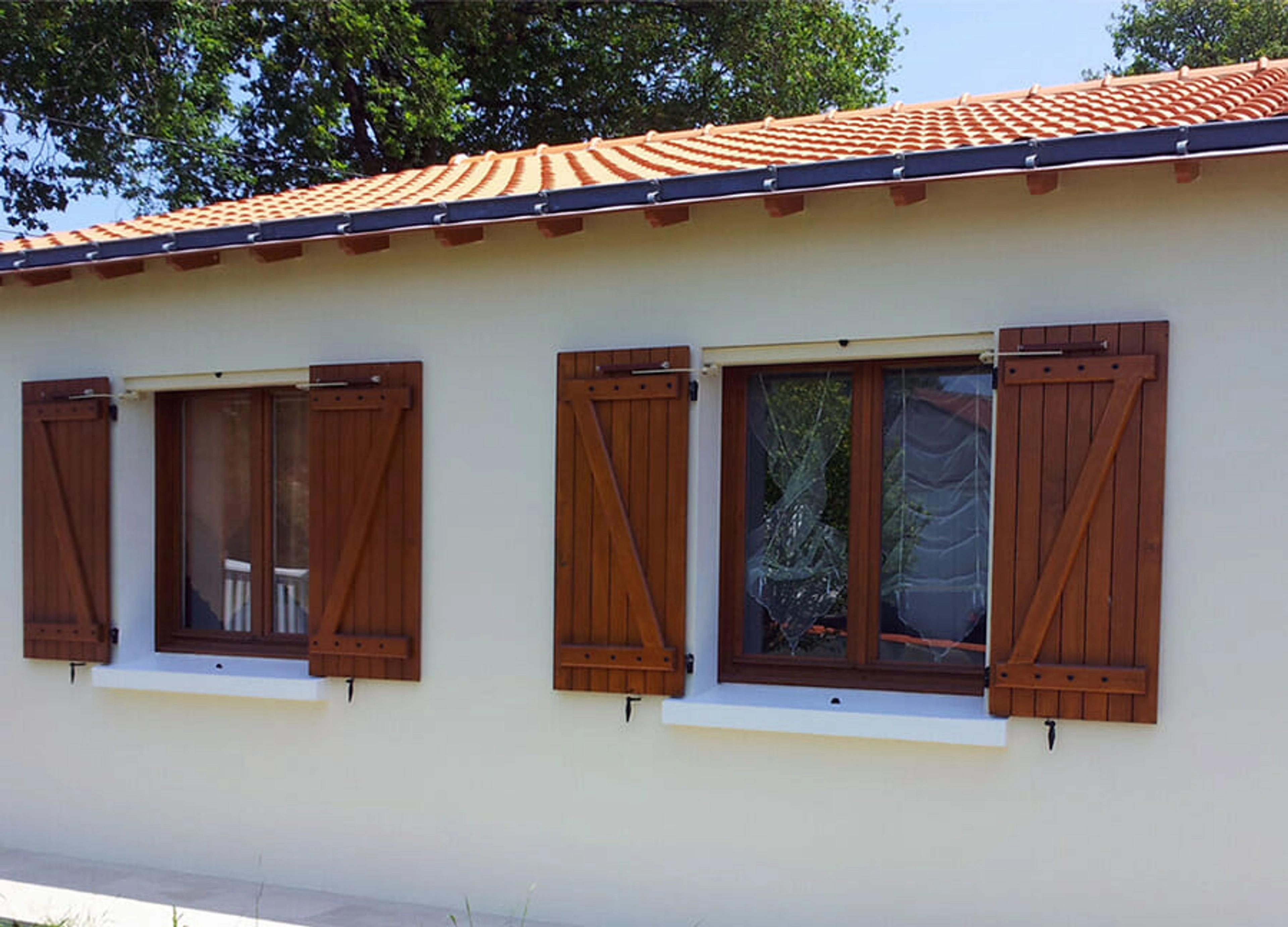 Volets battants motorisés