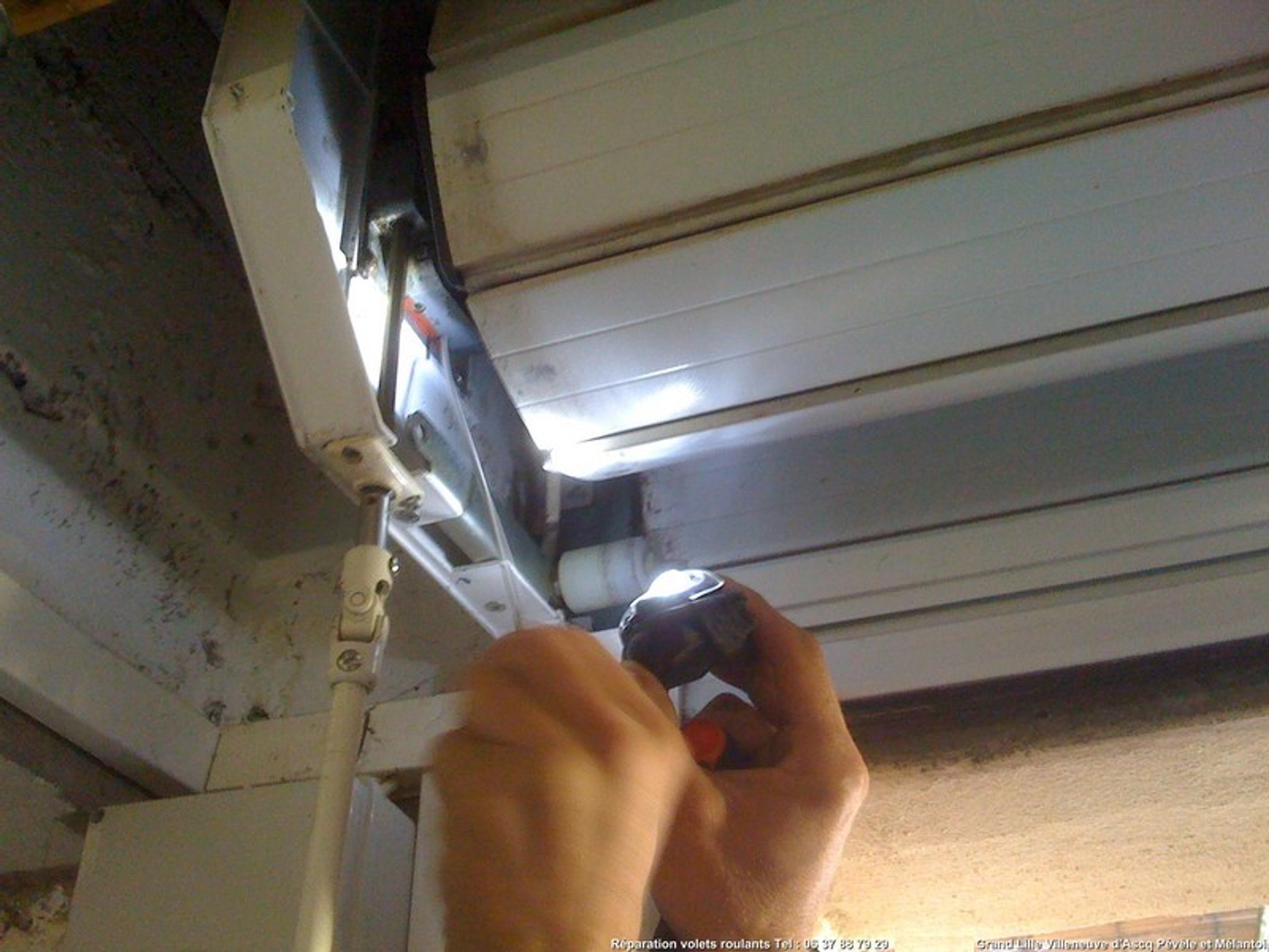 Un volet roulant bloqué dans le caisson, Que faire?