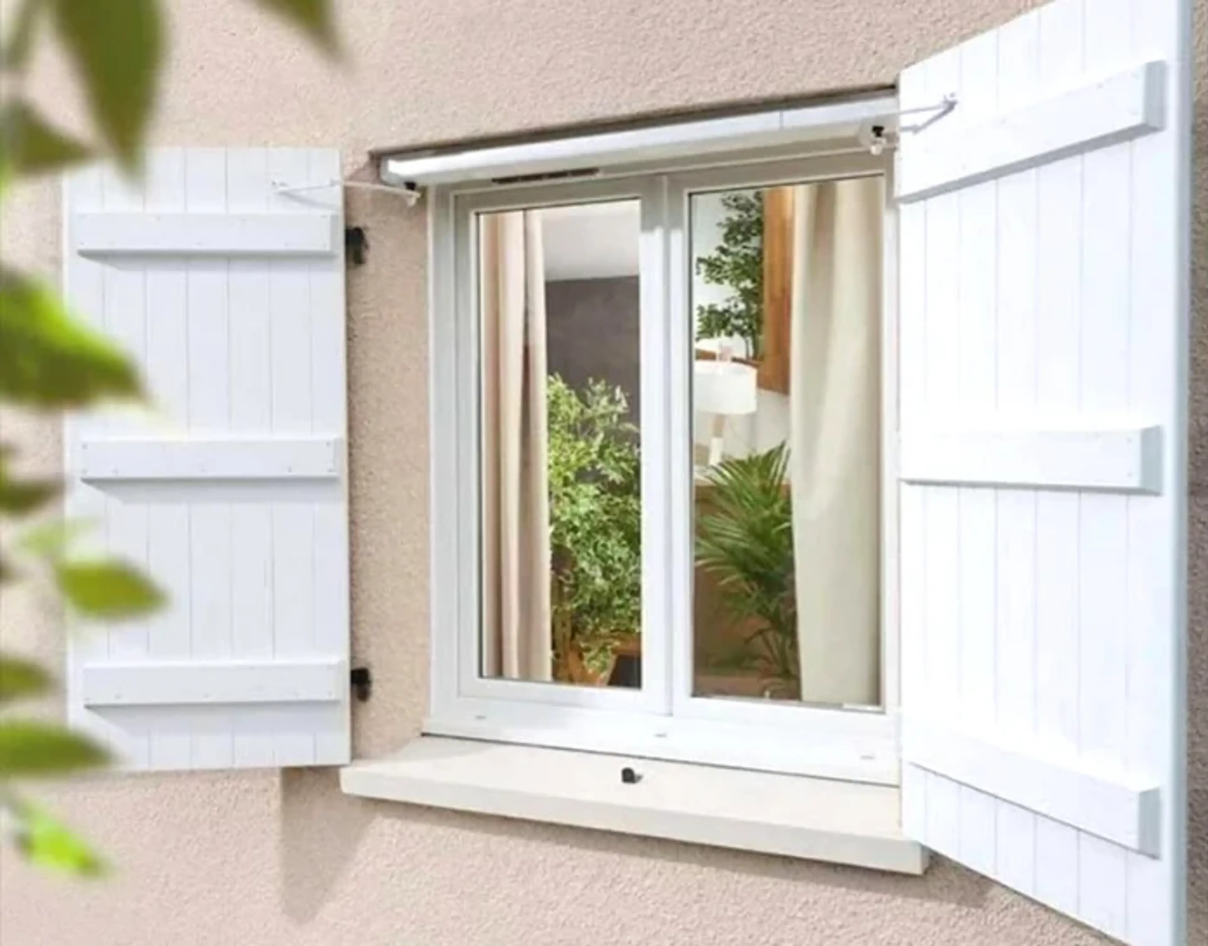 Volets battants motorisés