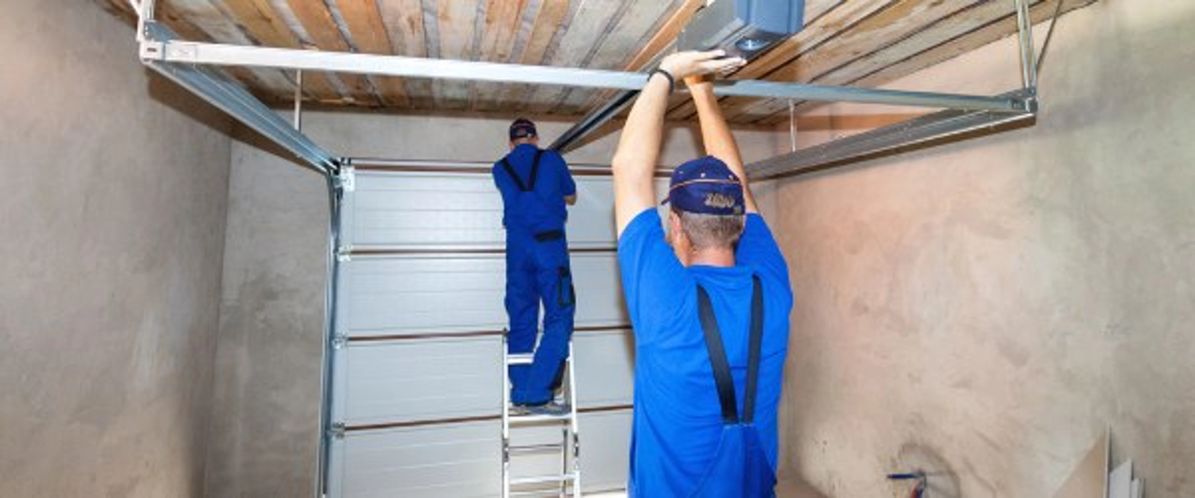 Problème porte de garage sectionnelle : quelles solutions ?