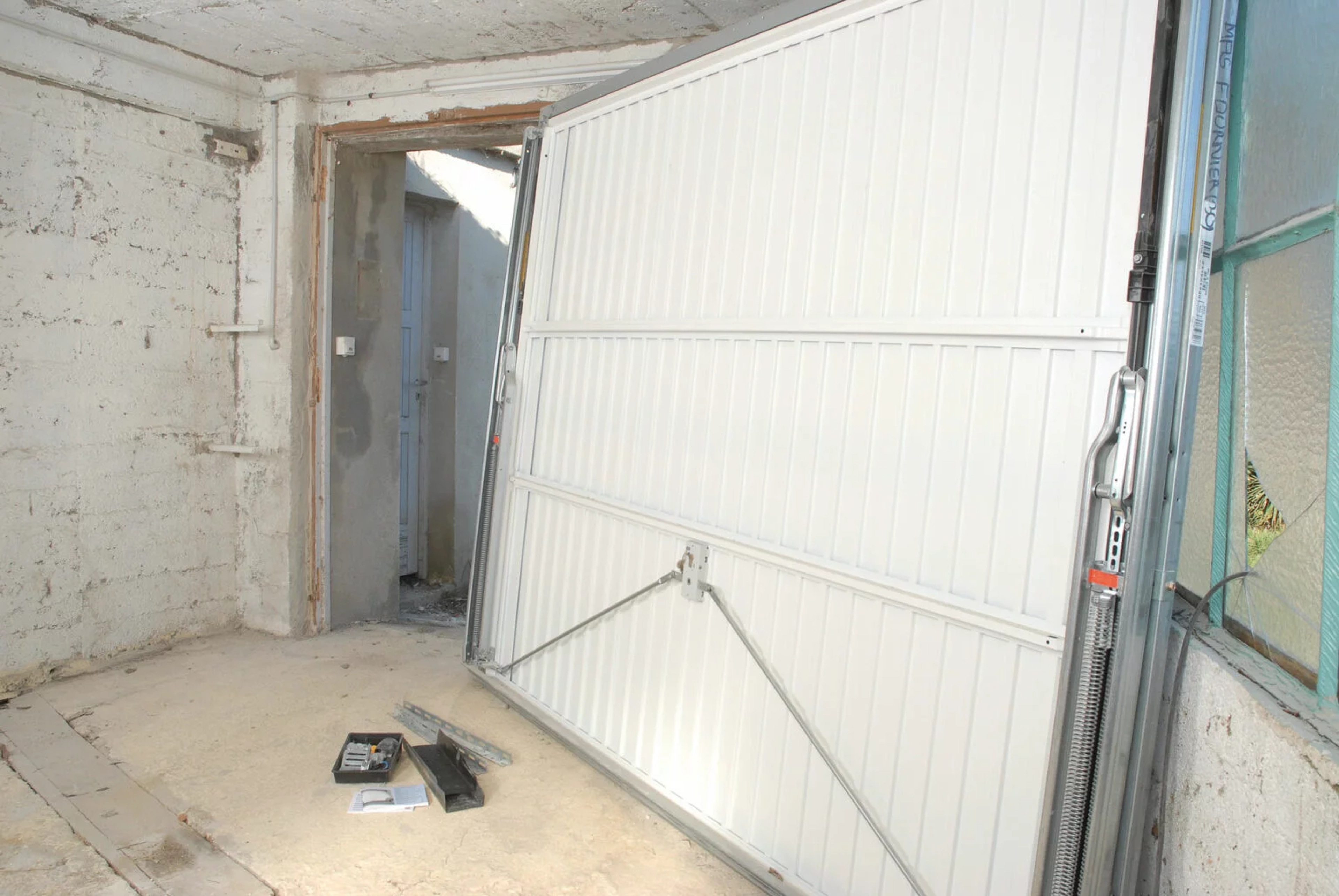 Réparation porte de garage Lyon
