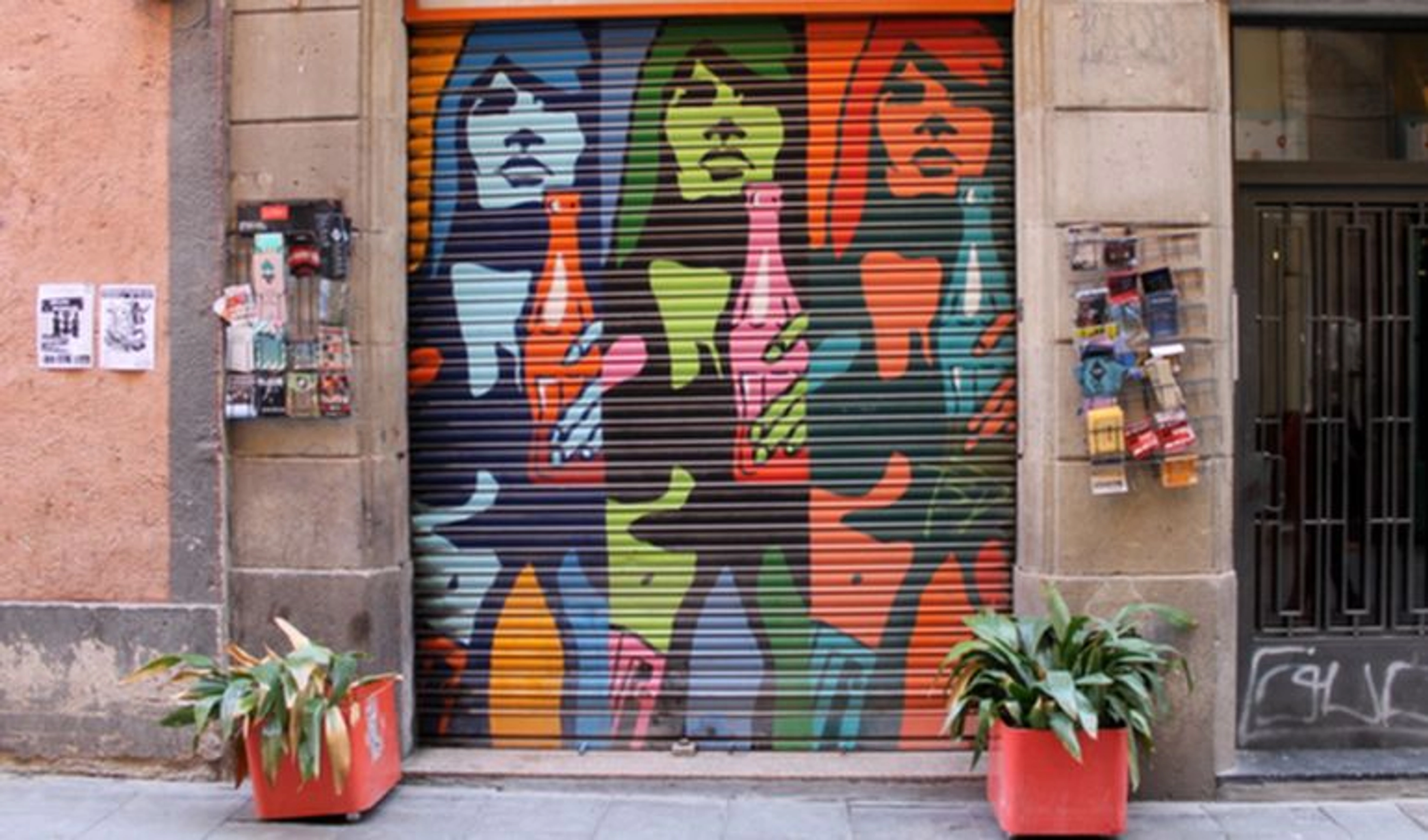 Comment et pourquoi peindre un rideau métallique ?