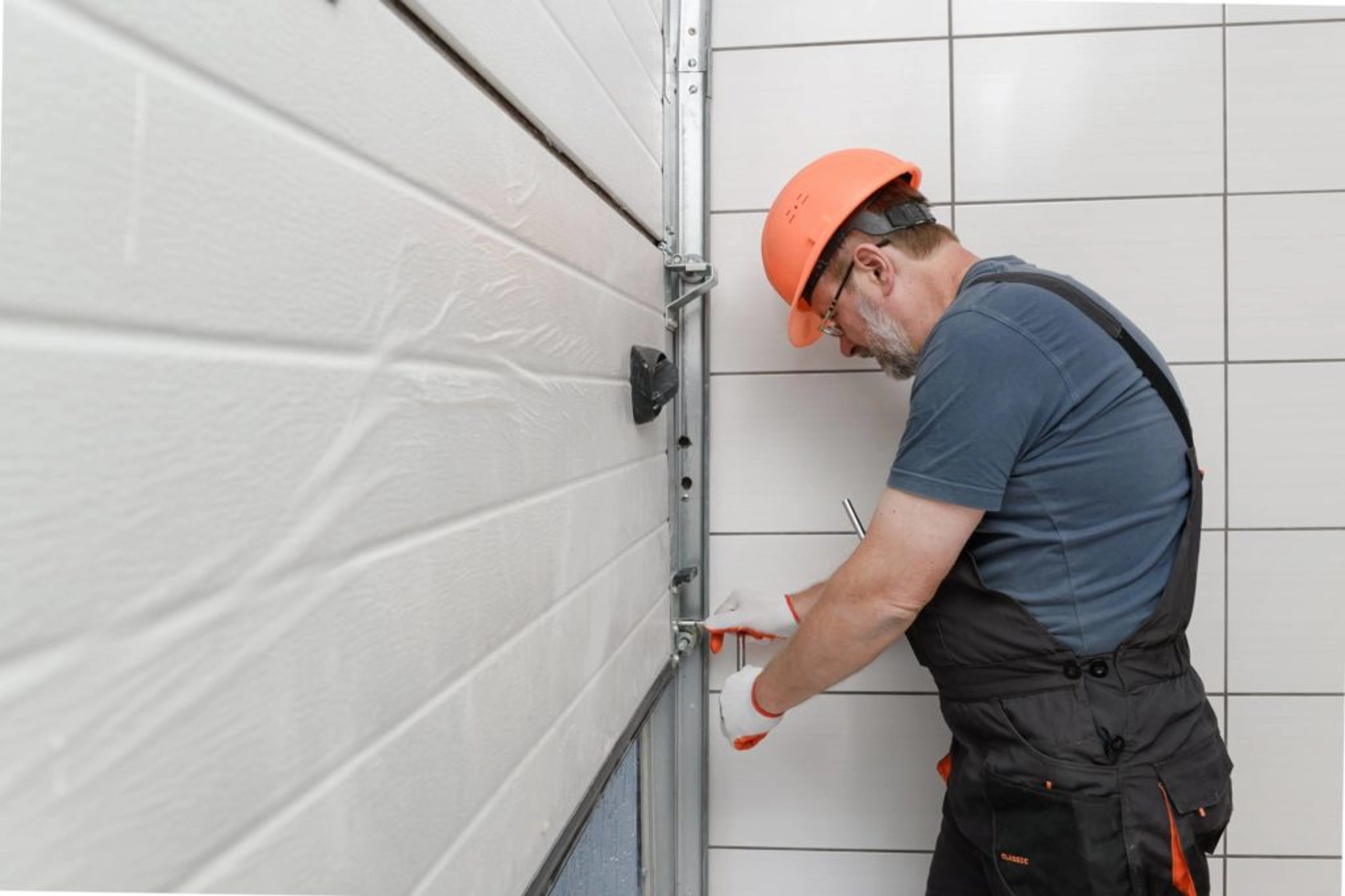 Problème porte de garage sectionnelle : quelles solutions ?