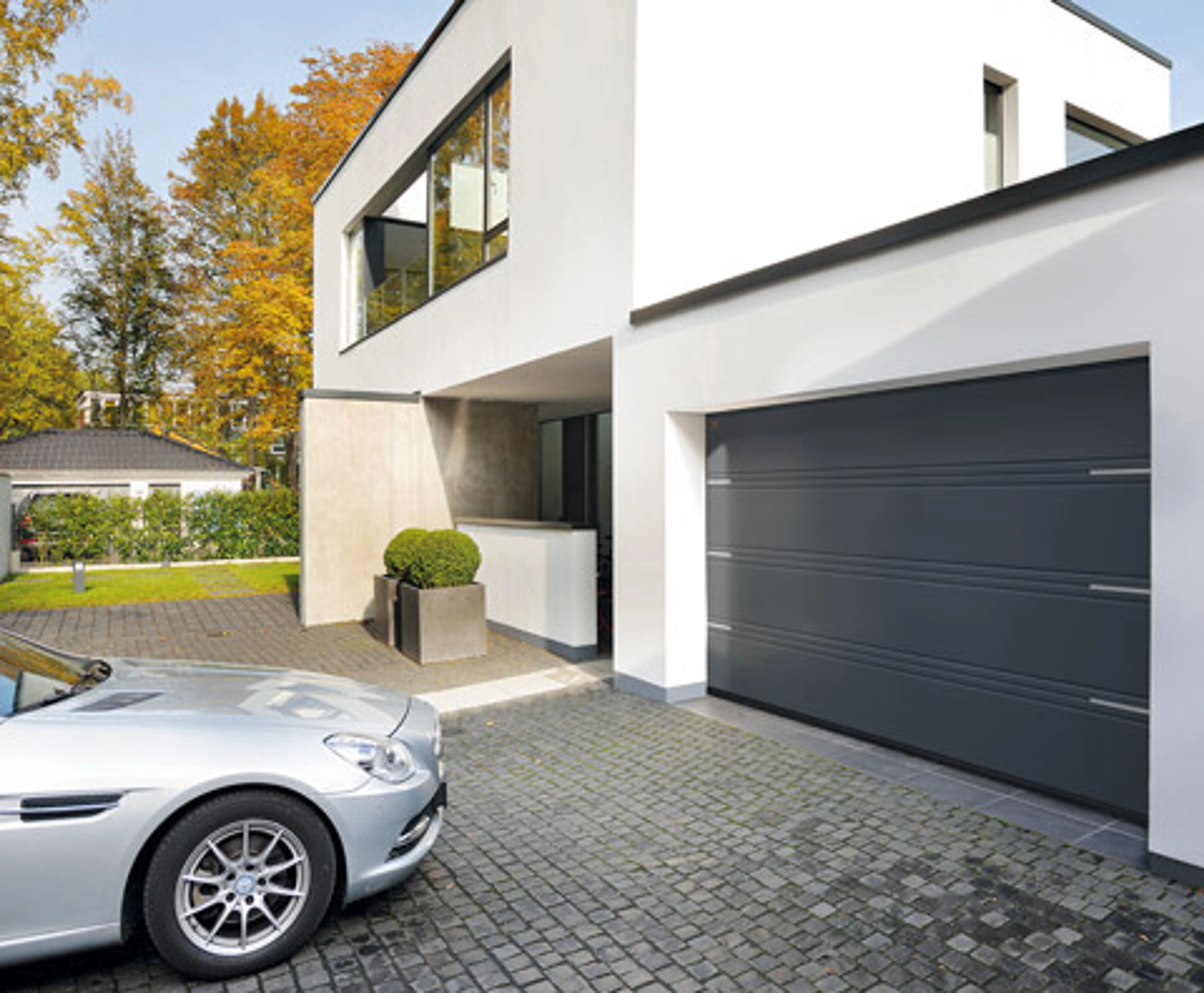 Choisir la porte de garage automatique idéale