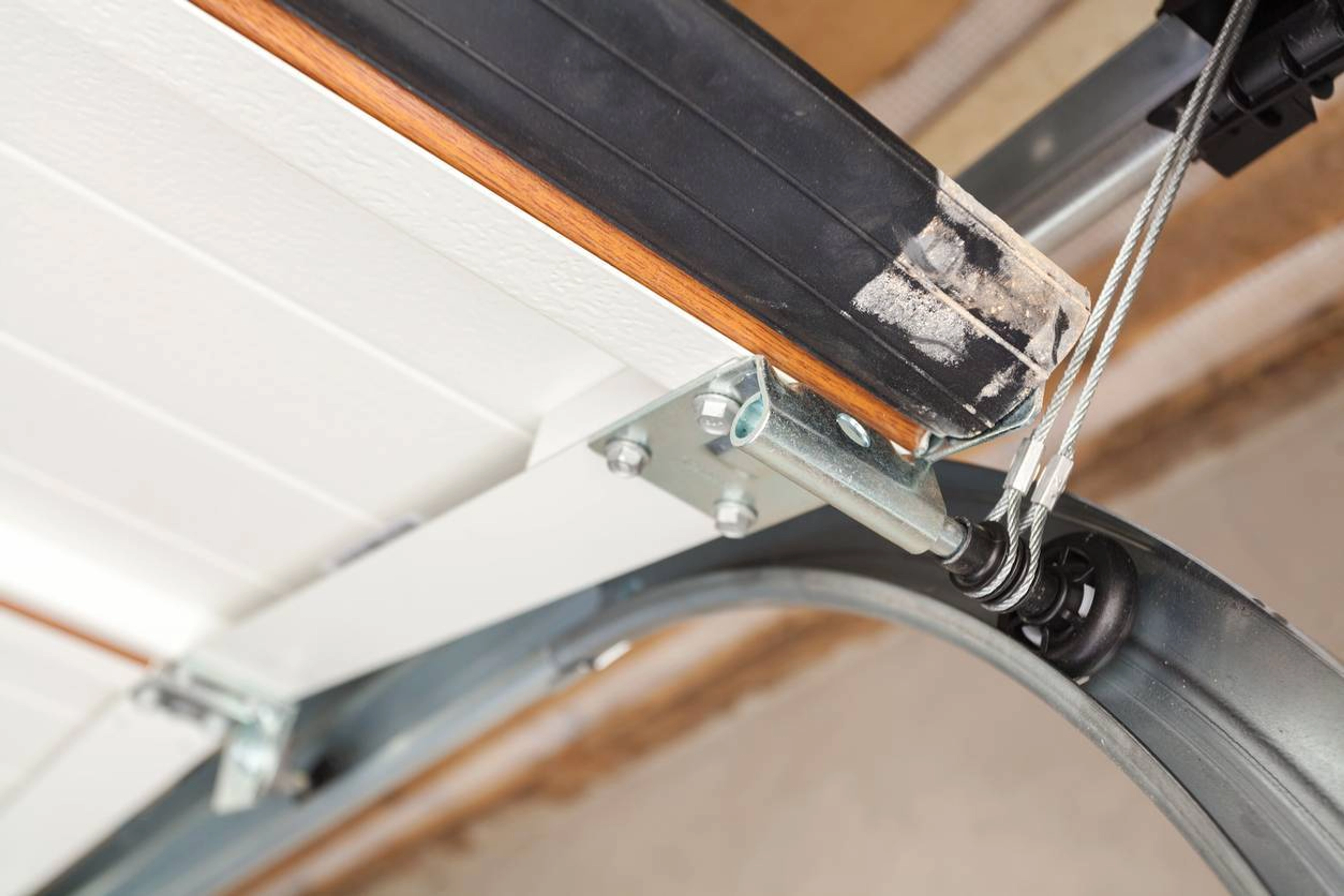 Comment bloquer une porte de garage sectionnelle ?