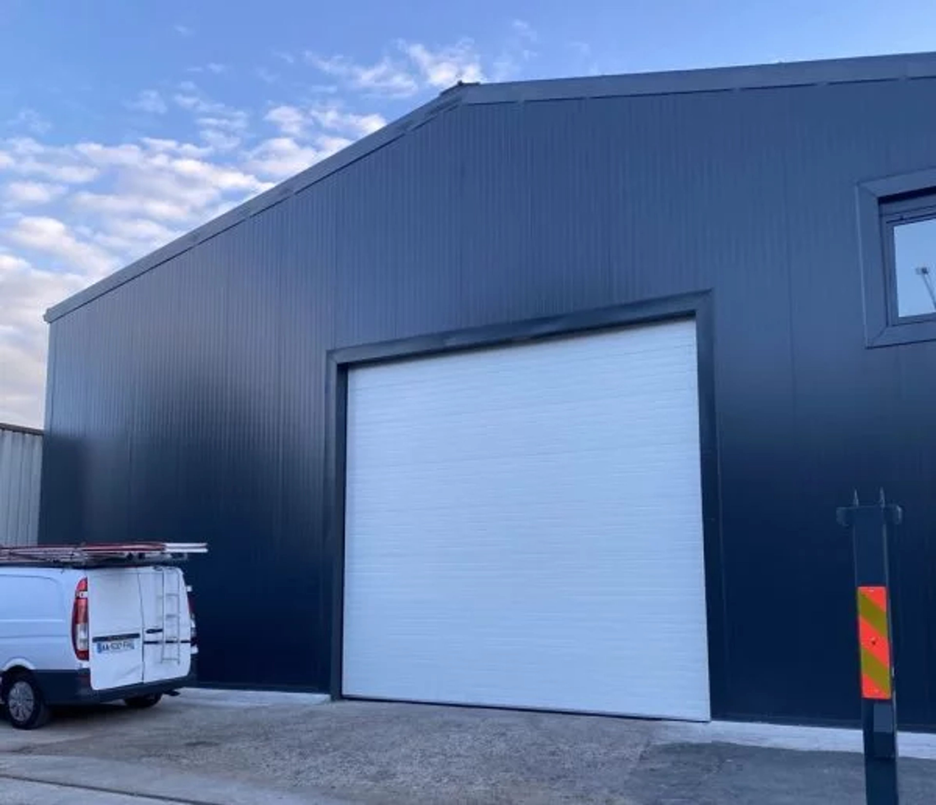 Quel est le tarif d’une porte sectionnelle industrielle ?