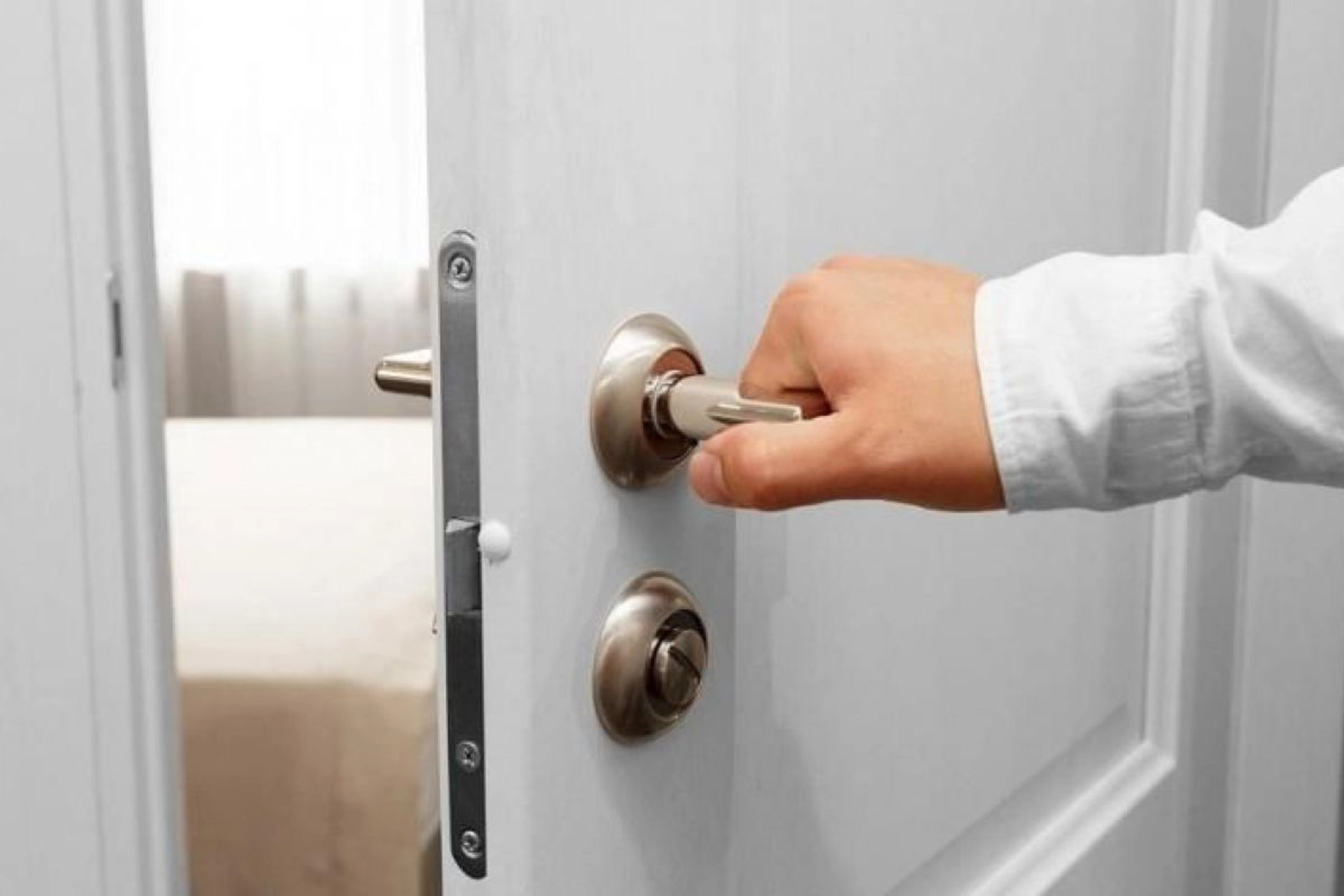 Comment changer sa porte intérieure en quelques étapes ?