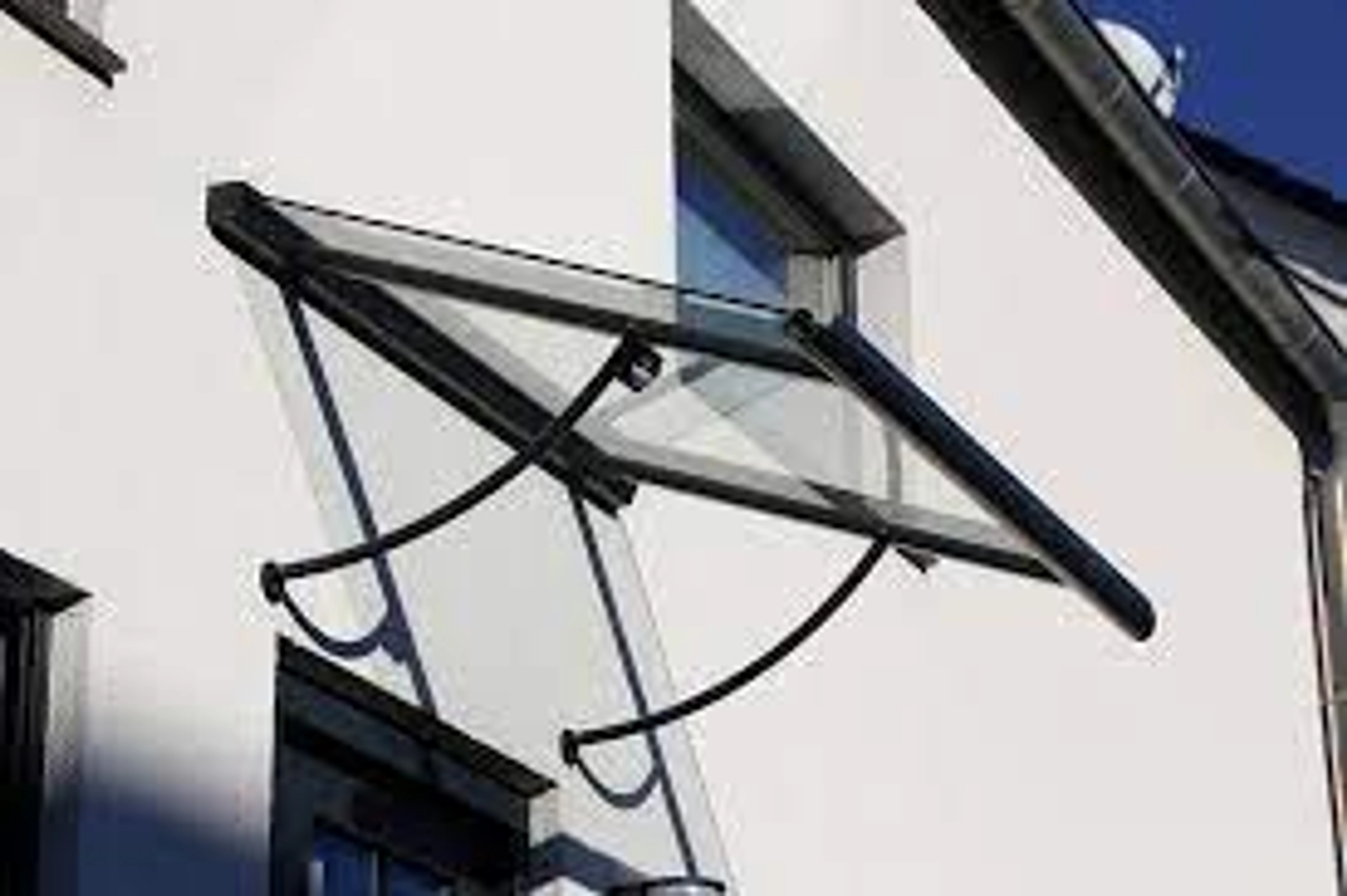 Comment choisir une marquise ou un auvent ?