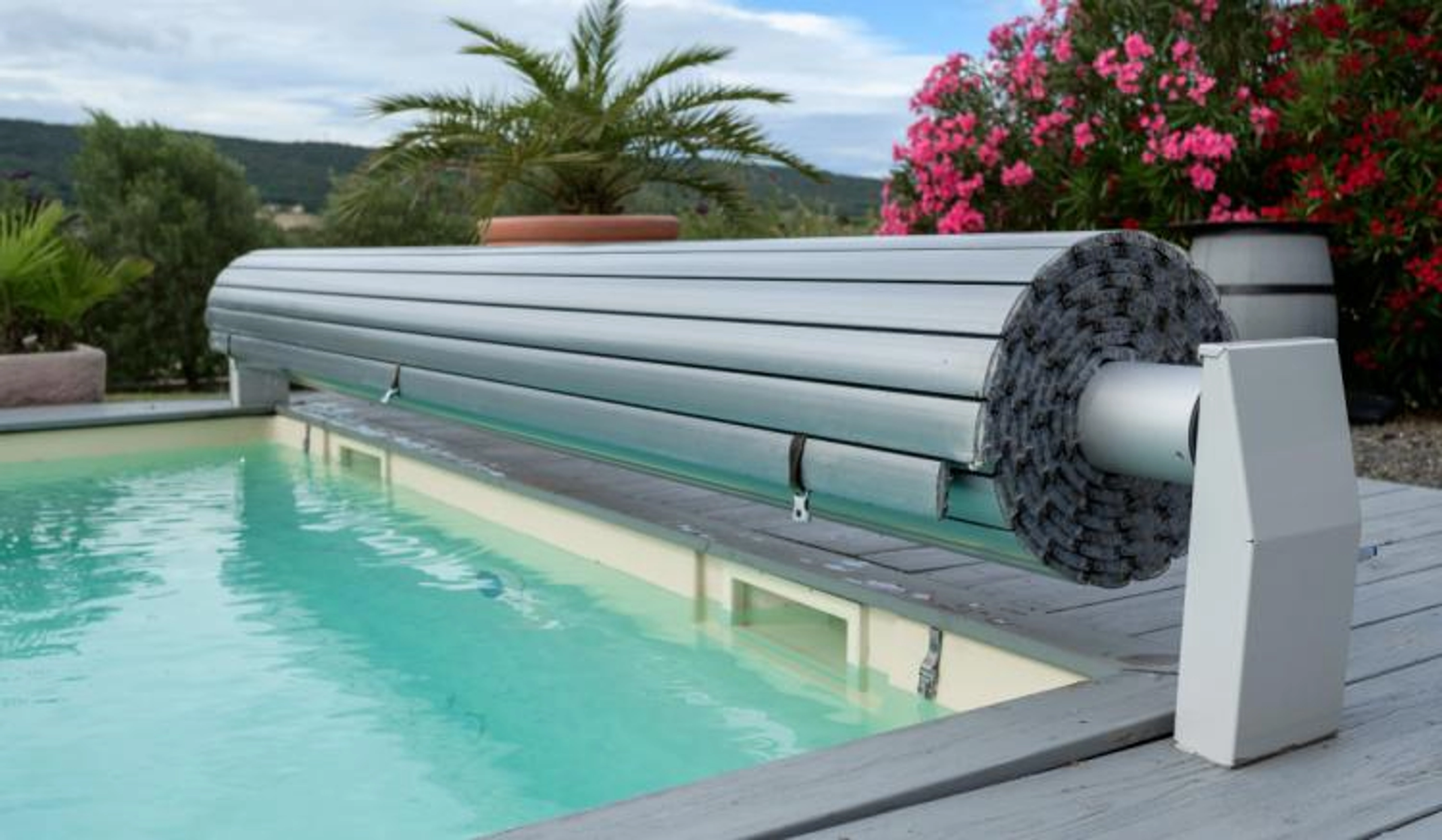 Inconvénient volet piscine immergé : Ce qu’il faut savoir avant d’investir
