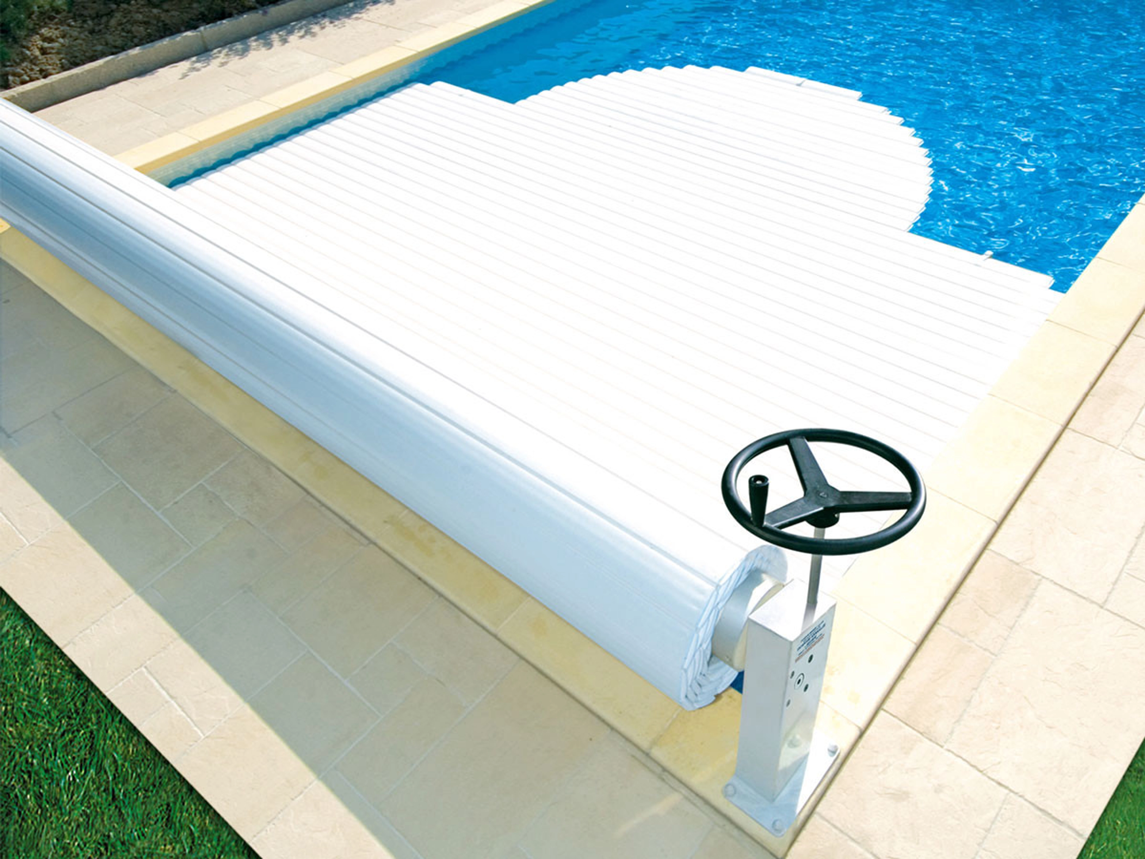 Lame de volet piscine : remplacement étape par étape