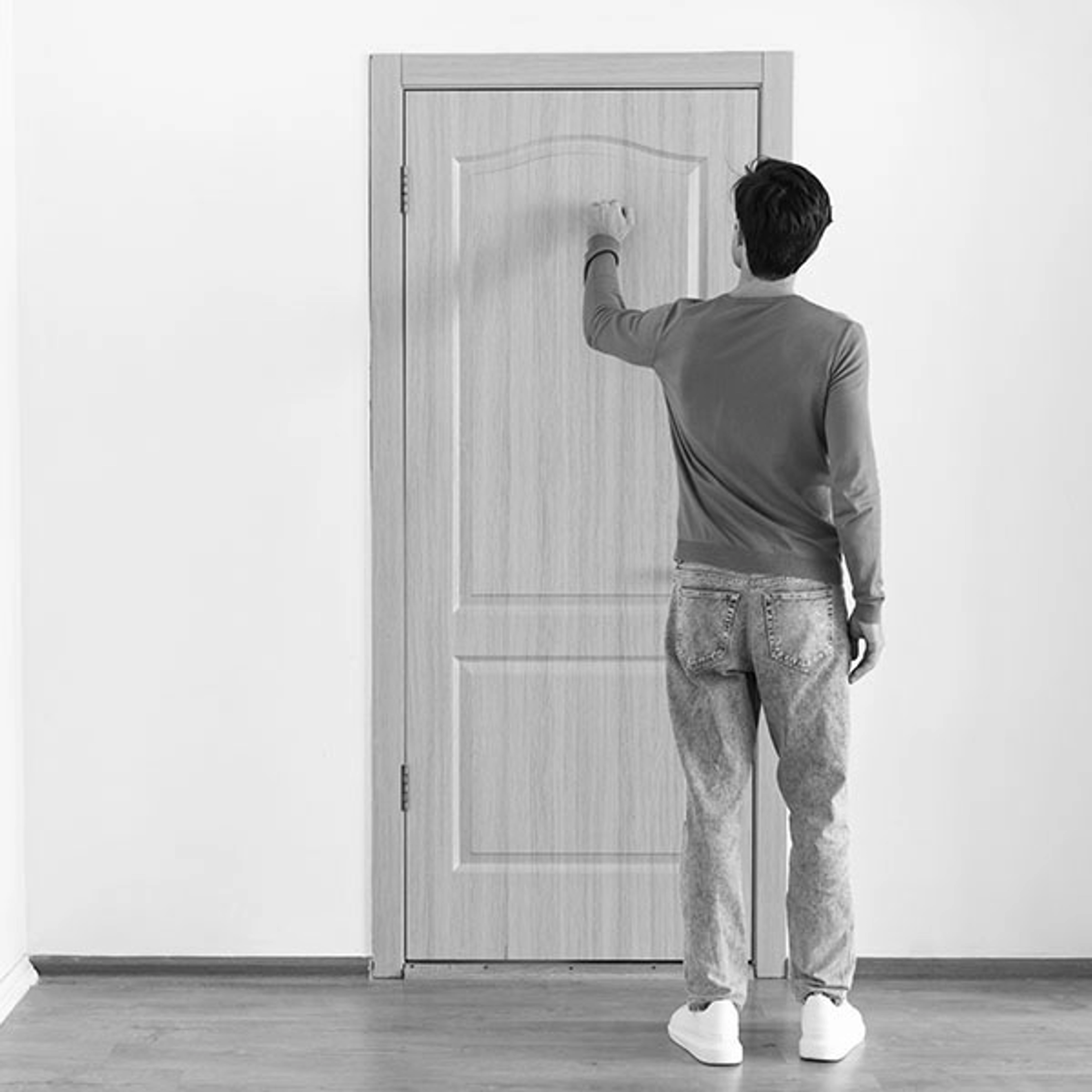 Comment réparer un trou dans une porte ?