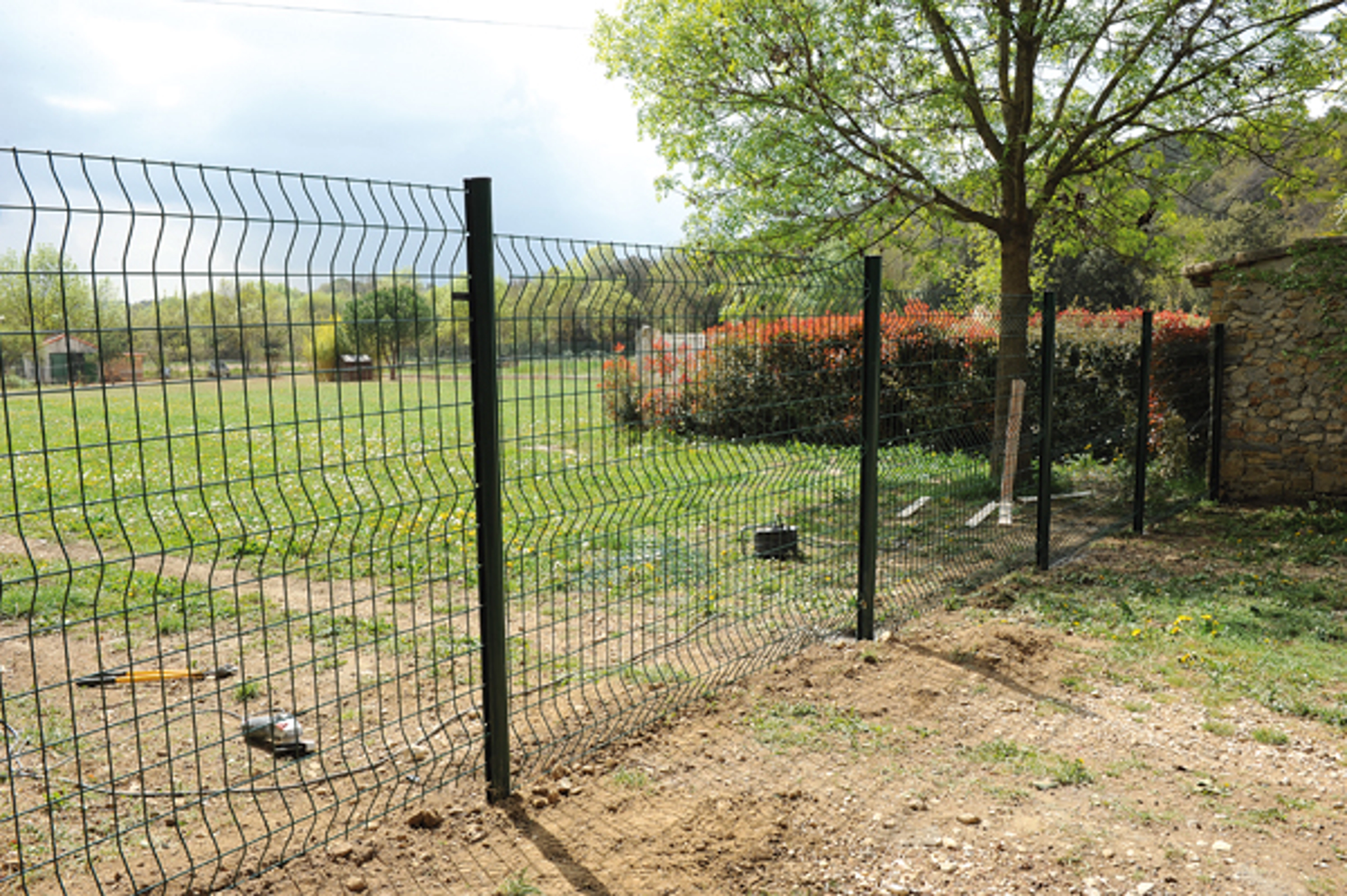 Prix pose clôture rigide