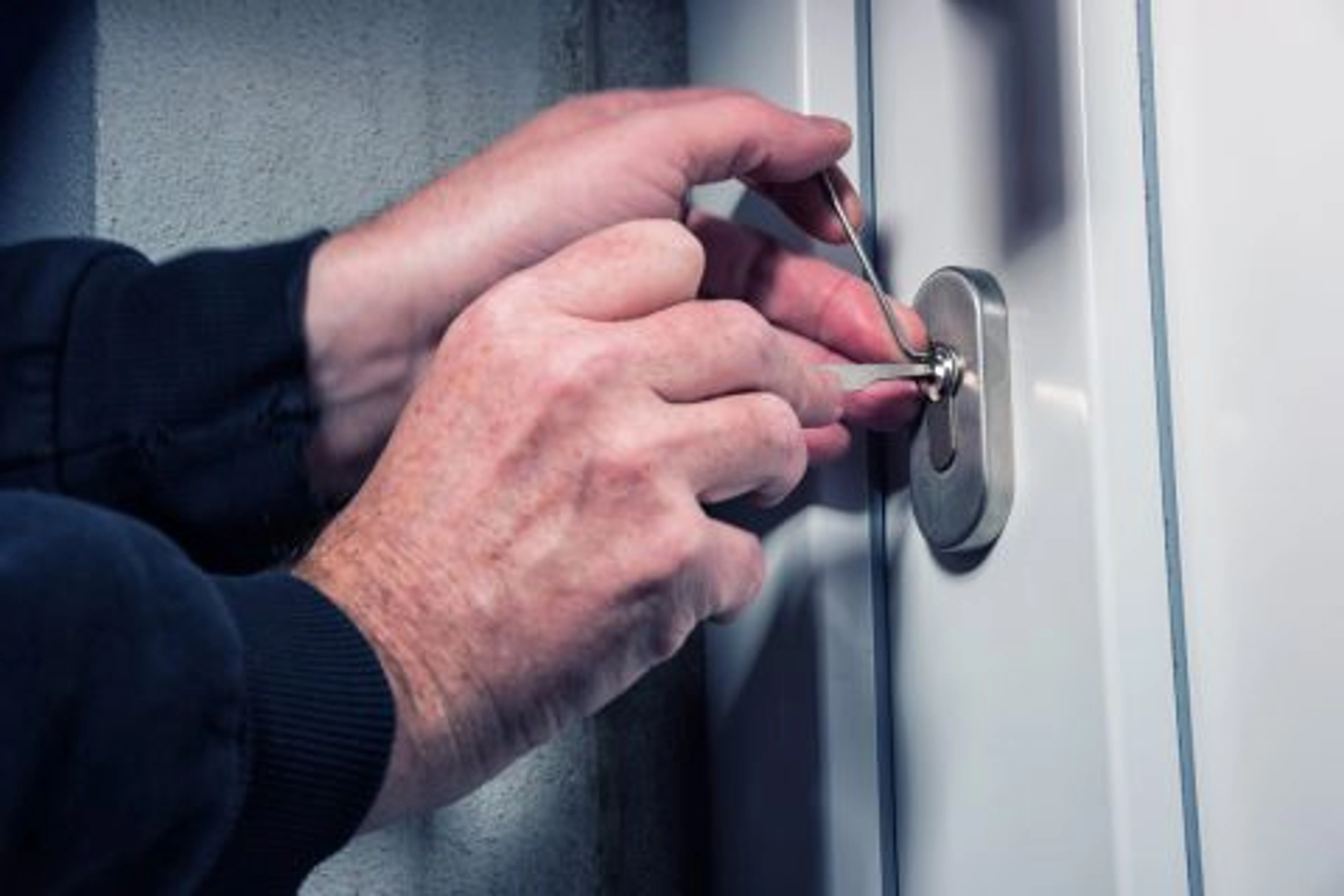Dépannage d’un serrurier : que couvre l’assurance habitation ?