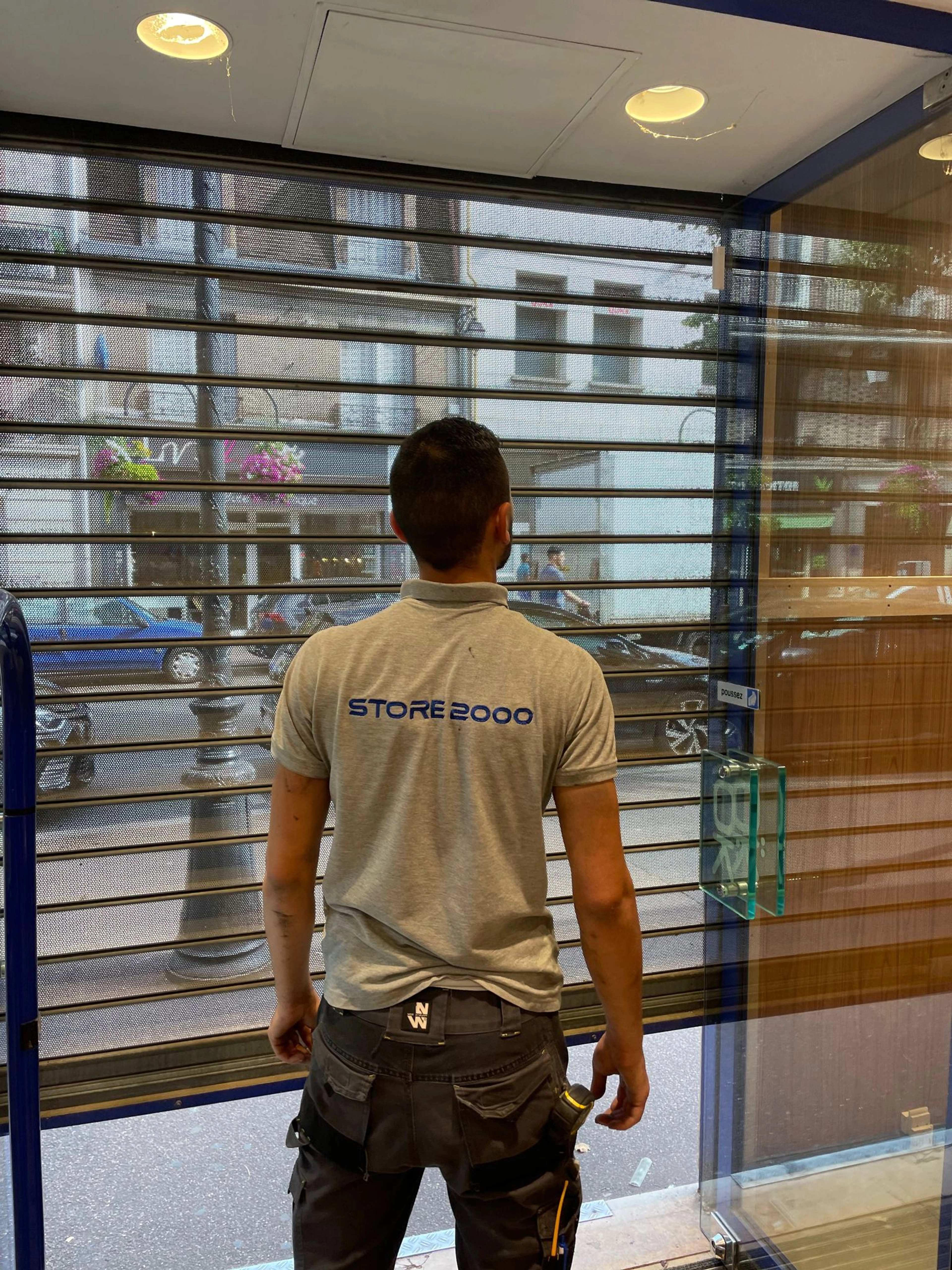 Entretien rideau métallique : Des astuces à suivre