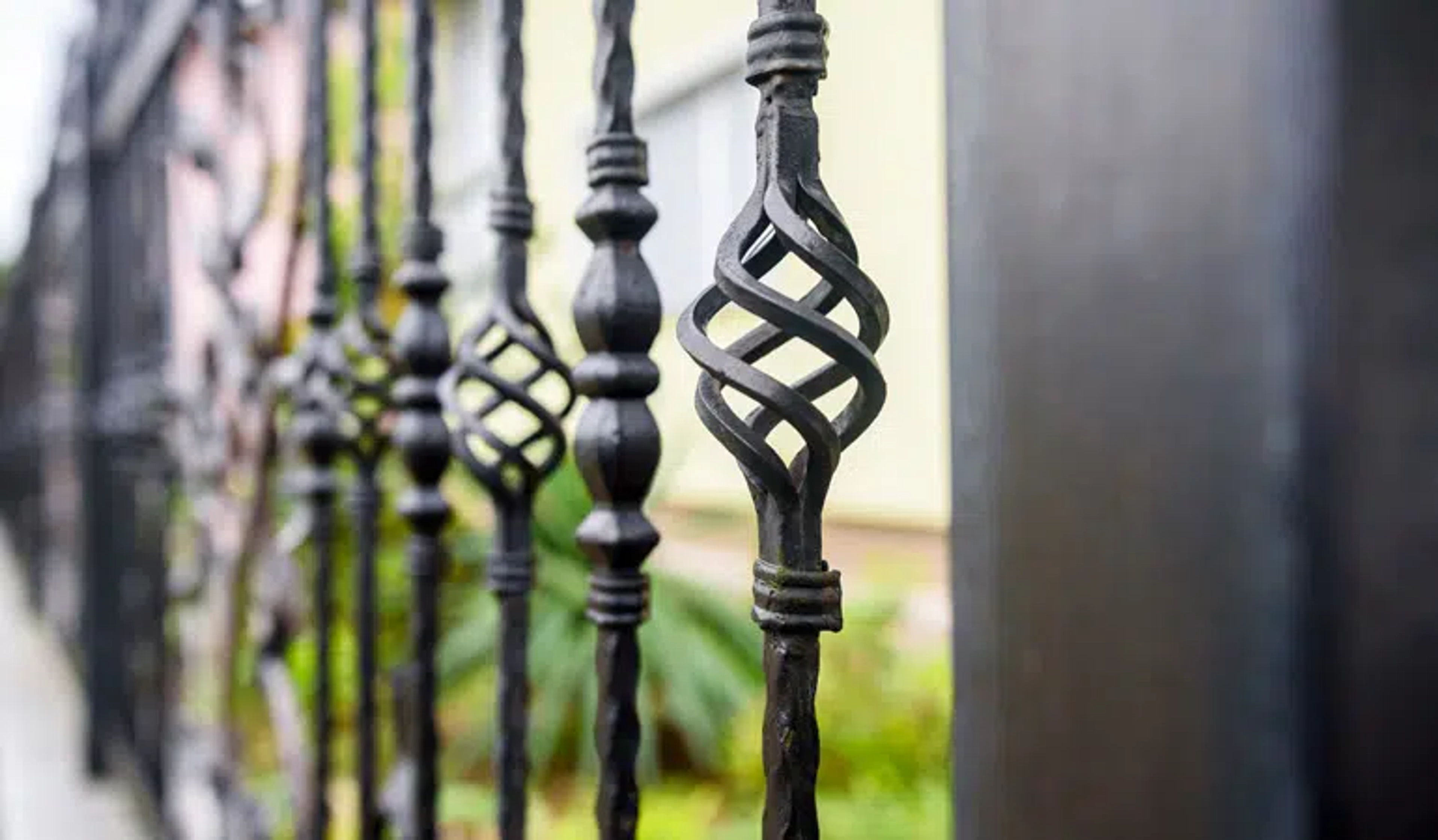 Exemples devis et tarif peinture de grille de fer forgé