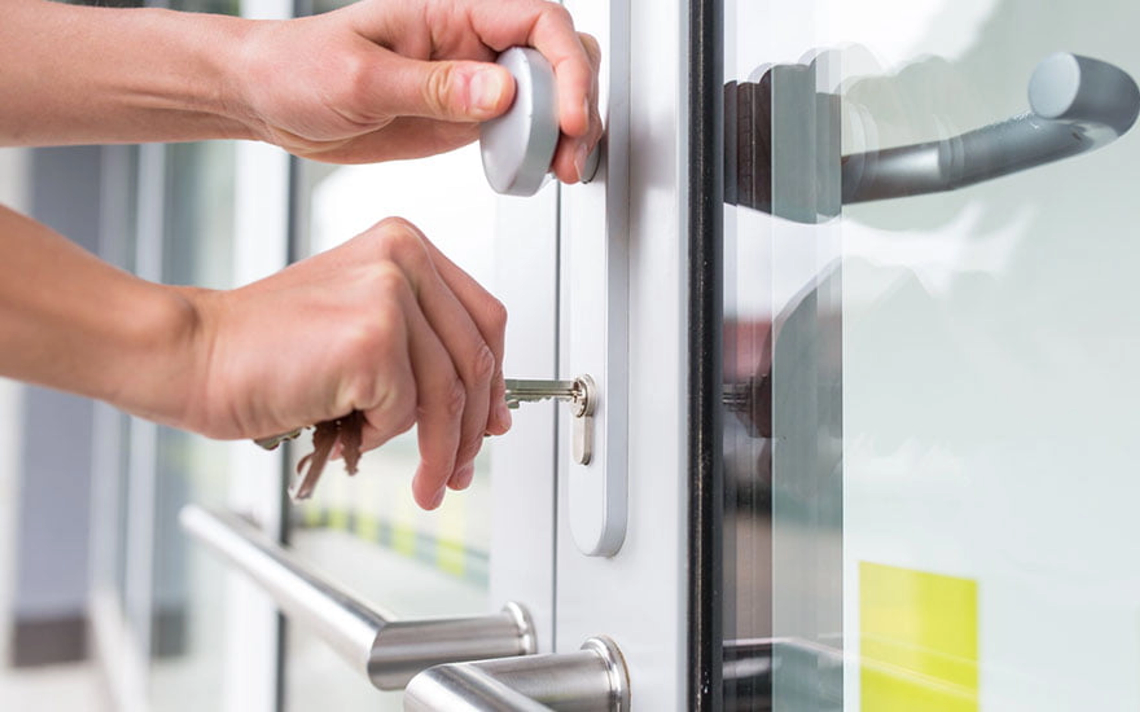Serrure qui accroche : quelles solutions ?