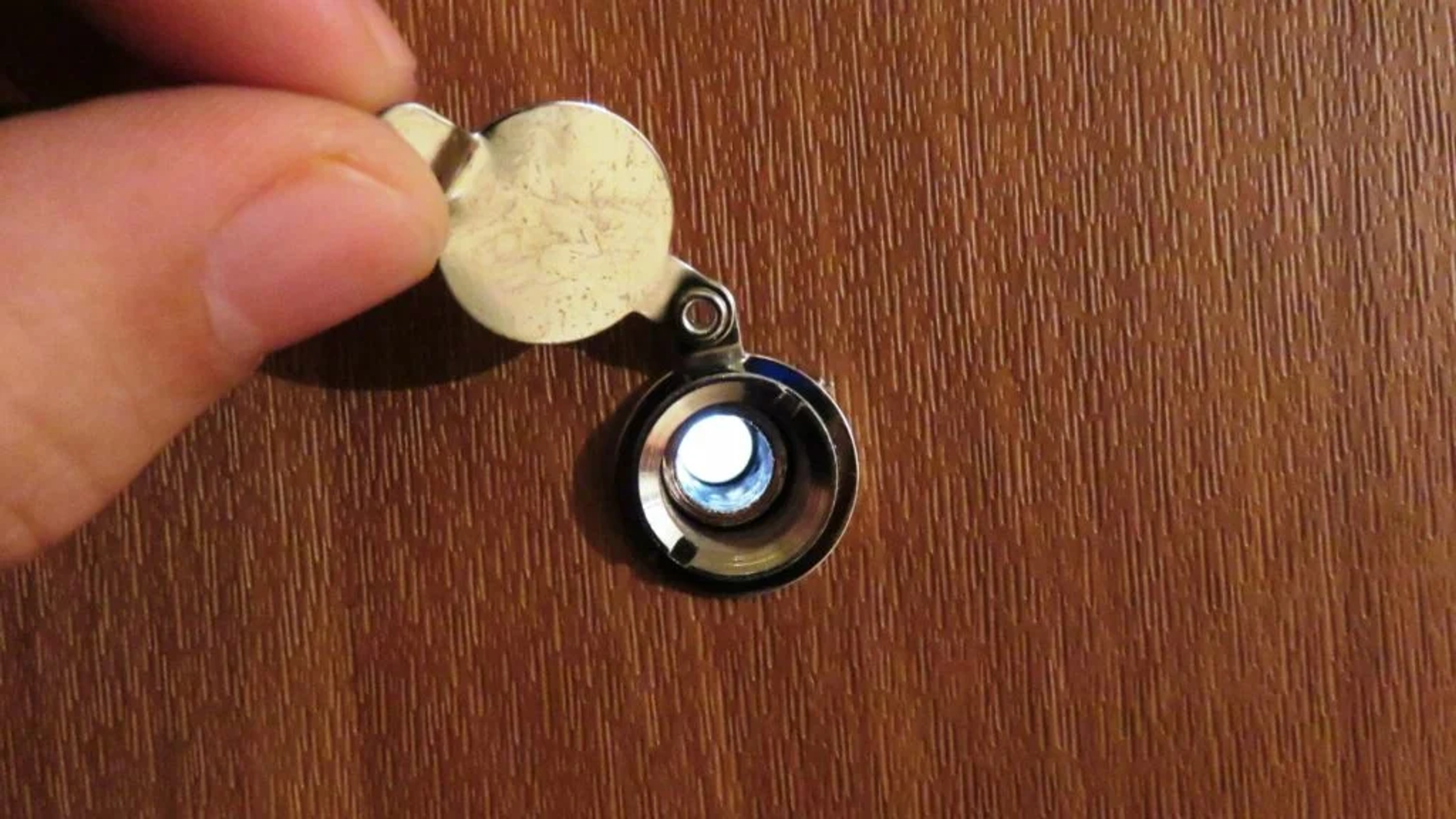 Prix installation judas porte