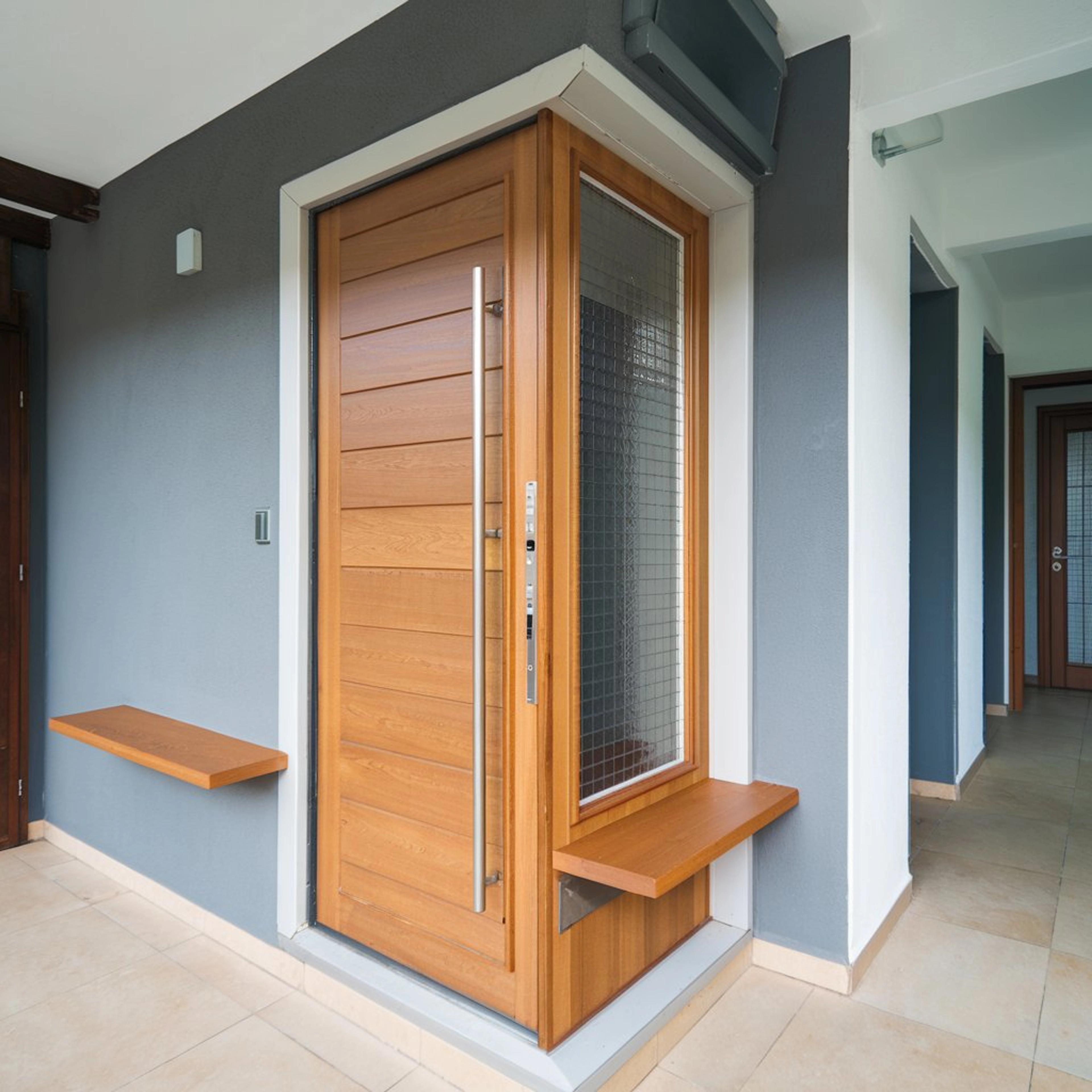 Isolation porte d’entrée appartement : nos conseils