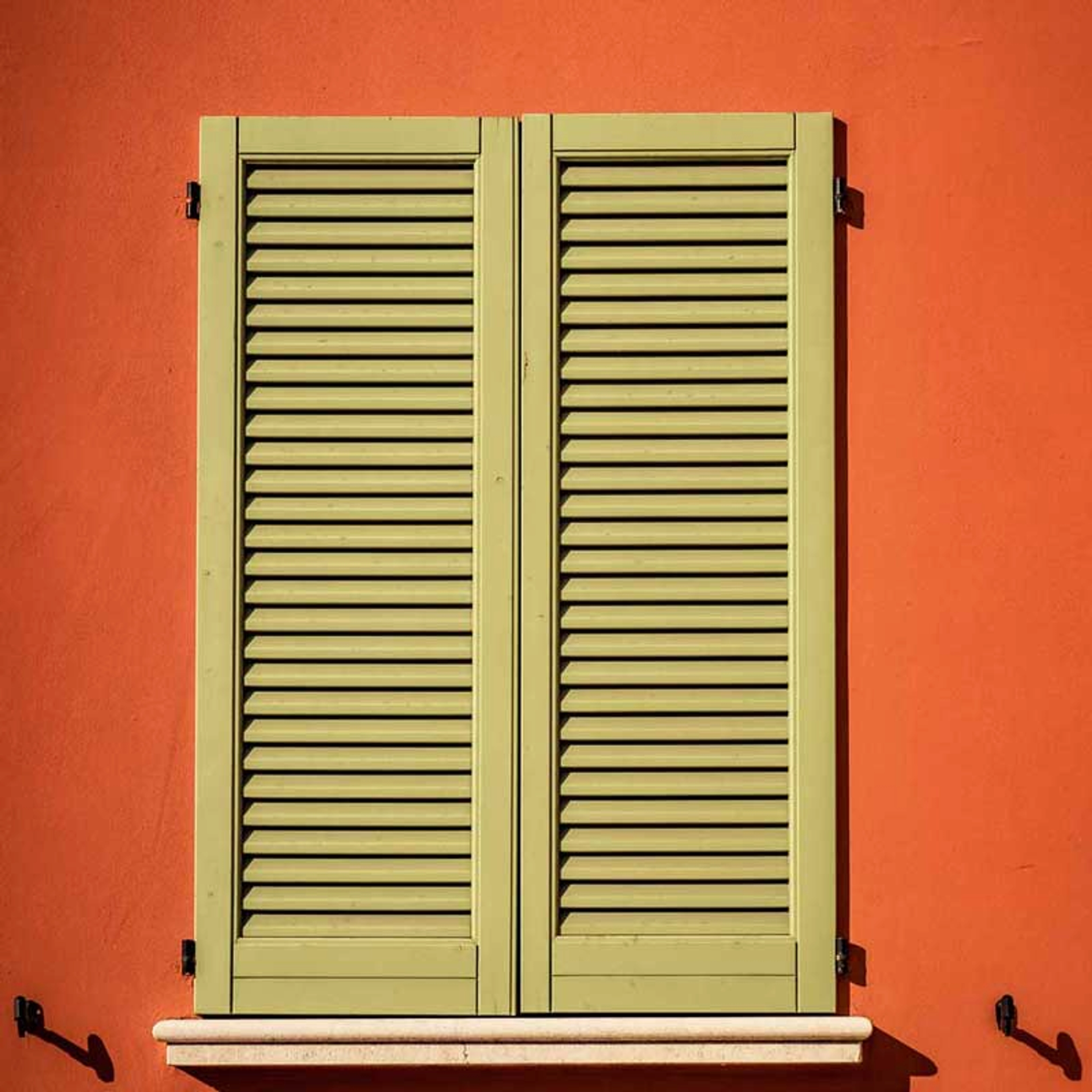 Combien coûte la rénovation de persiennes métalliques ?