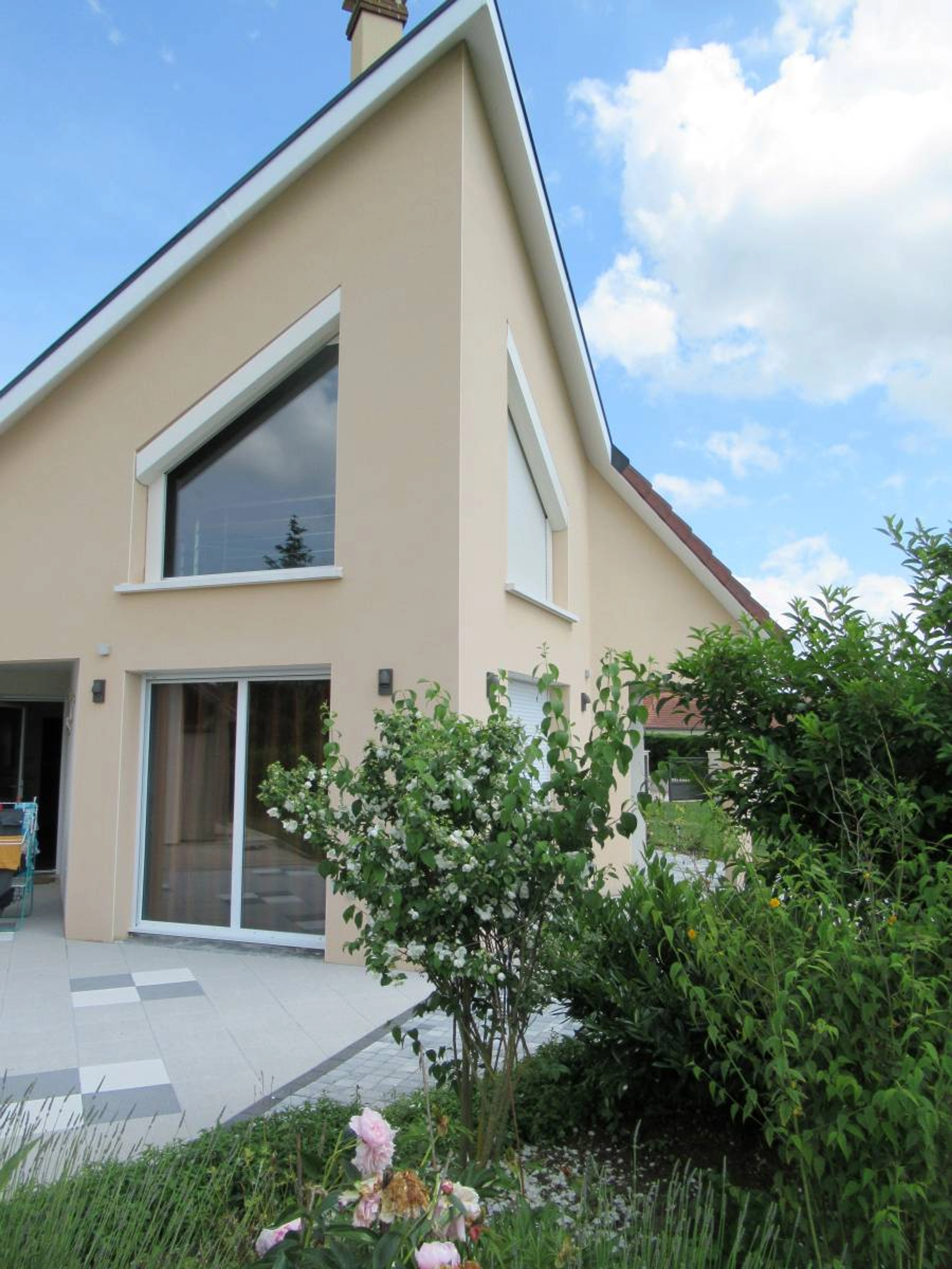 Quel est le prix d’un volet roulant trapèze ?