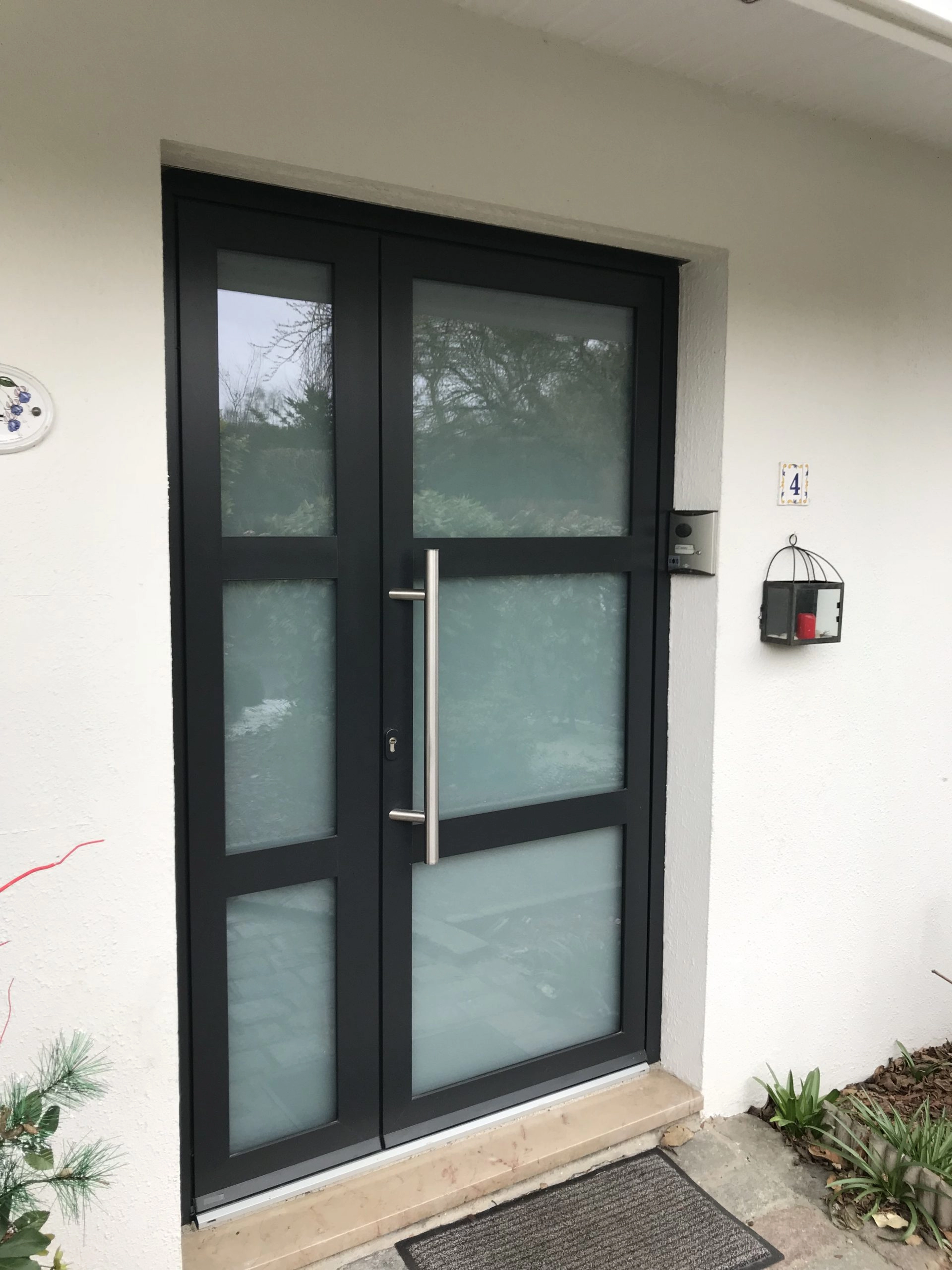 Prix d’une porte d’entrée en verre anti-effraction