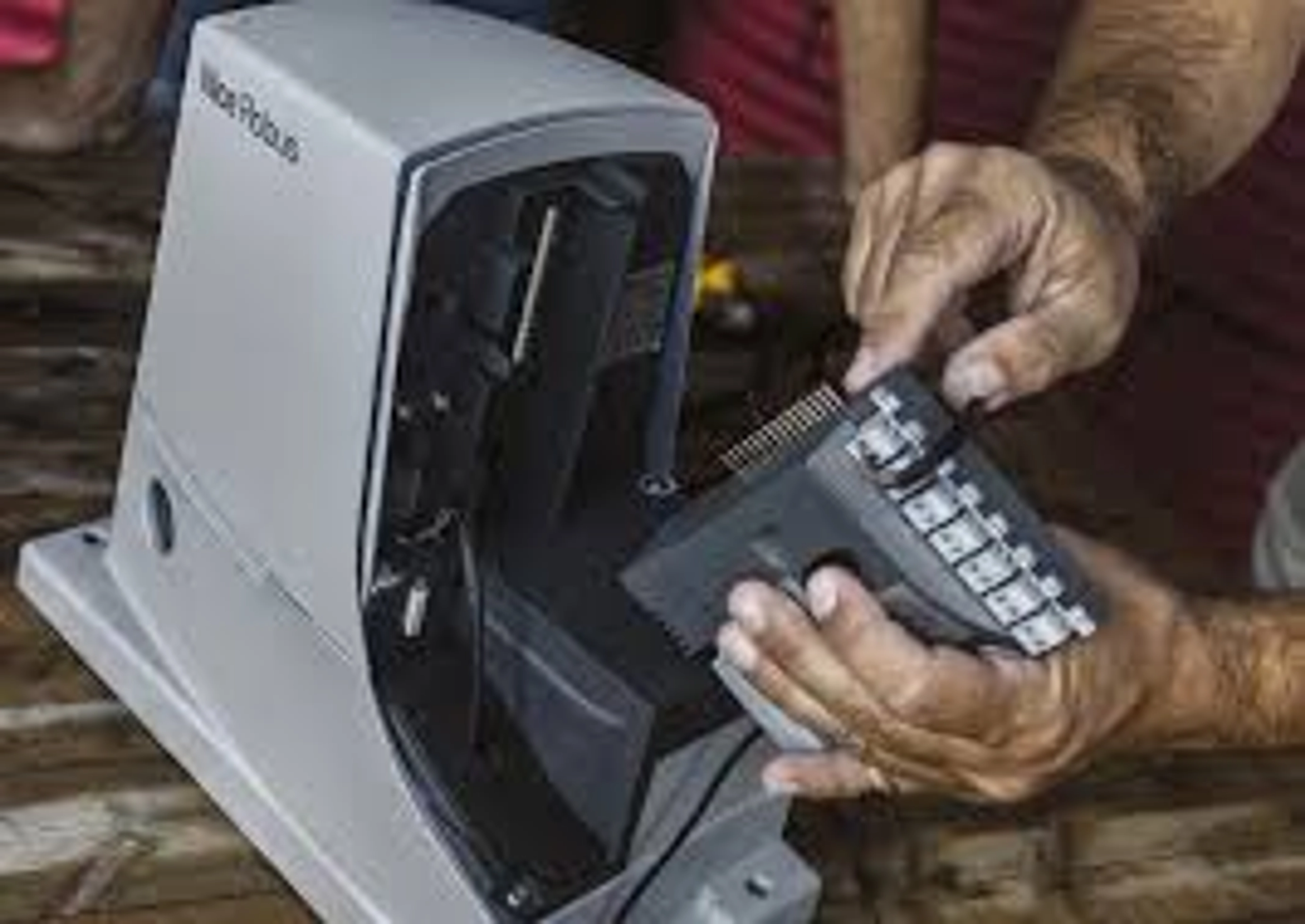 Moteur Nice Bluebus clignote rouge : que faire ?