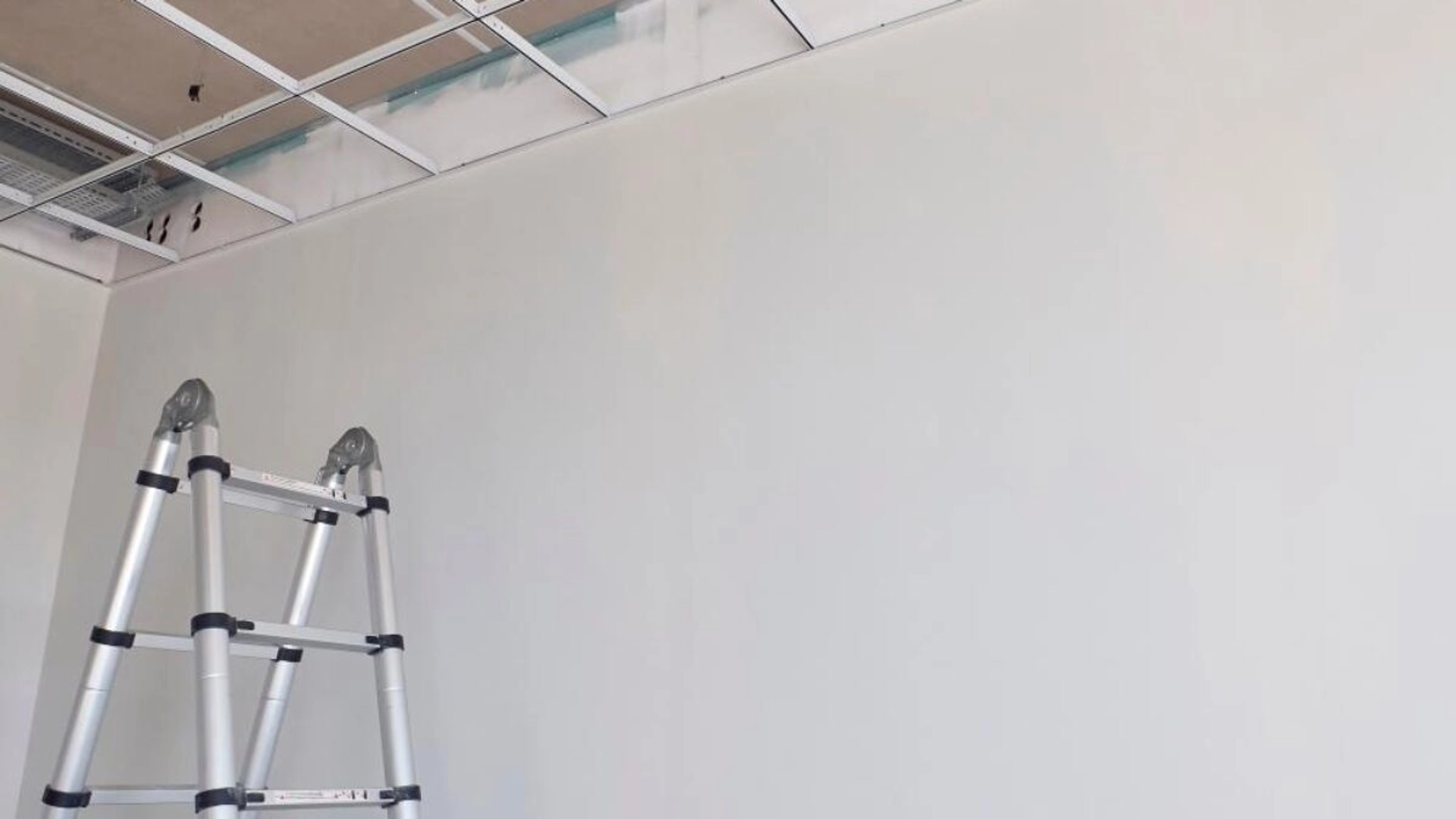 Portée maximum plafond autoportant M48